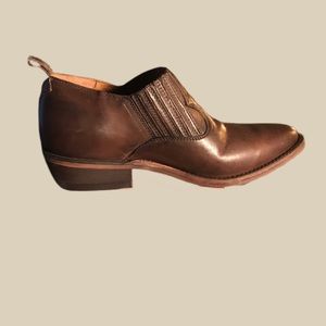 SOLD Frye Women’s Billie Shootie in Cognac